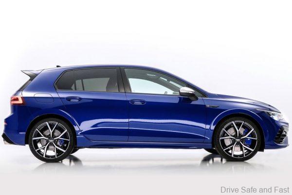 2021 Volkswagen Golf R alloy wheels