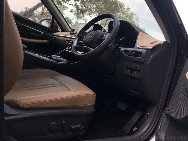Hyundai Sonata 2021_cockpit
