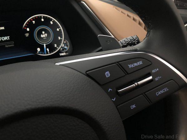 Hyundai Sonata 2021_paddle shifters