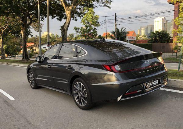 Hyundai Sonata 2021_drive