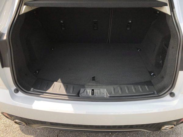 Jaguar E-Pace luggage space
