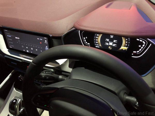 Proton X50 Highline_leather top dashboard