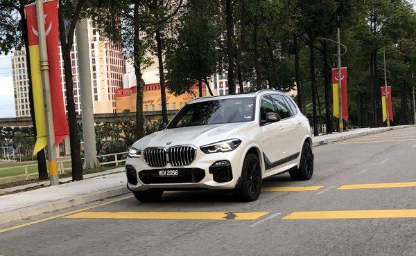 BMW X5 xDrive45e_front