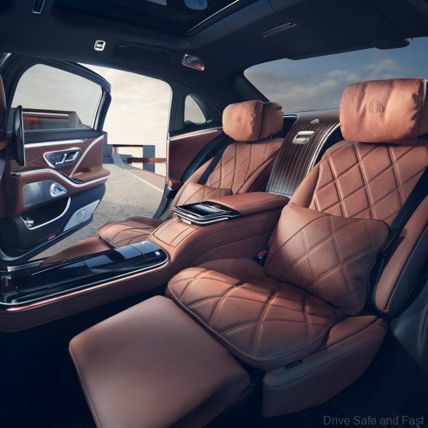 Mercedes-Maybach Sound System Rear Seats