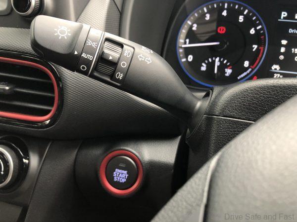 Hyundai Kona 1.6i Turbo_stalk control