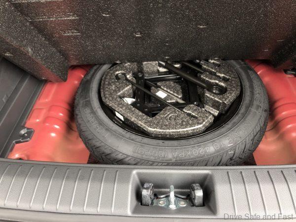 Hyundai Kona 1.6i Turbo_spare tyre