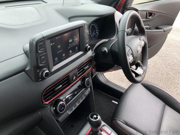 Hyundai Kona 1.6i Turbo_quality cabin fitment