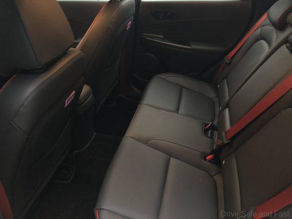 Hyundai Kona 1.6i Turbo_rear seat space
