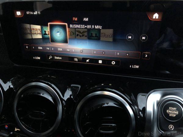 Mercedes-Benz GLB 200_clear screens