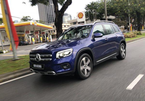 Mercedes-Benz GLB 200_front view