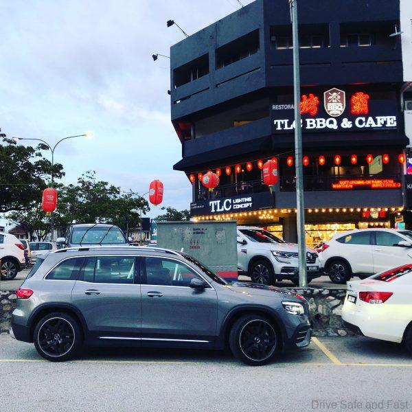 Mercedes GLB 350 AMG_side view