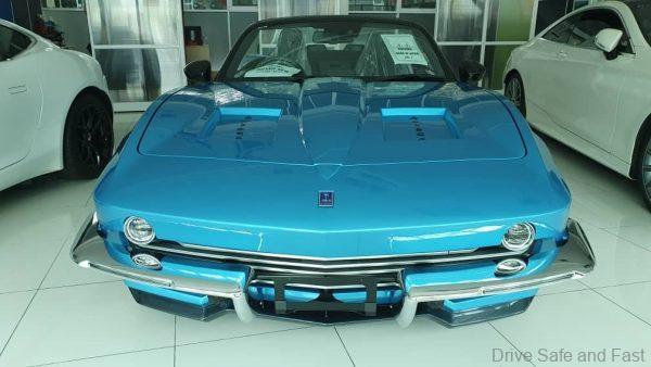 Mitsuoka C2 Corvette_front lights