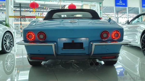 Mitsuoka C2 Corvette_rear lights