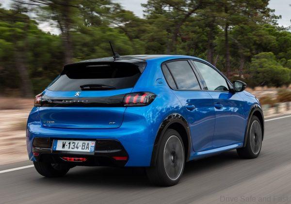 Stellantis Peugeot e208_2020_hybrid