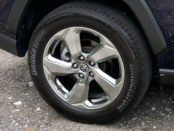 Toyota RAV4 wheel