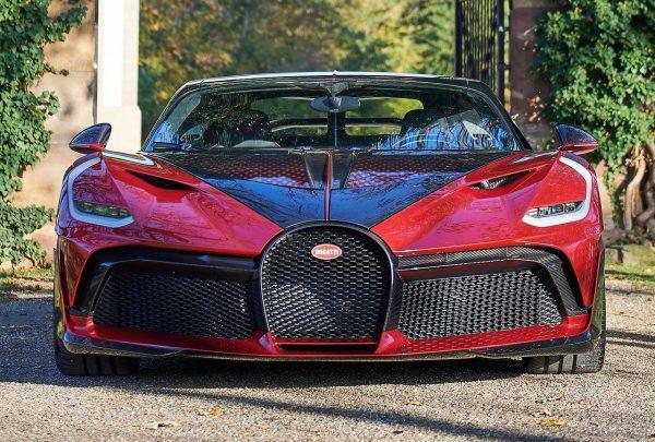 Bugatti Divo 'Lady Bug' Custom Front