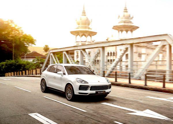 Porsche Cayenne_KL Train Station