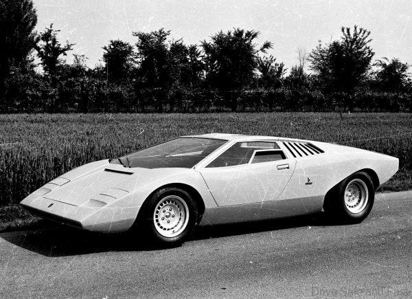 Lamborghini Countach Concept grayscale