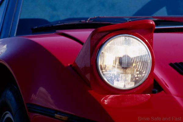 Maserati Bora pop up up and down headlights