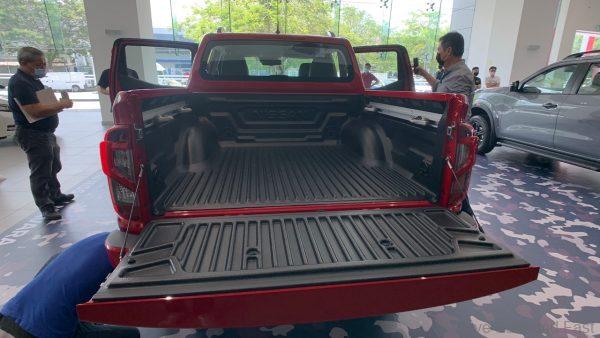 2021 Nissan Navara Pro 4X bed