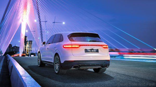 Porsche Cayenne_putrajaya bridge