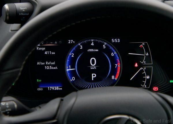 Lexus UX 200 Luxury instrument cluster