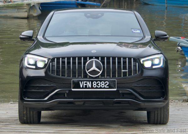 Mercedes-AMG GLC 43 4MATIC Coupé front grille panamericana