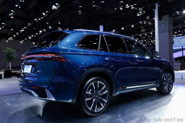 Geely Xingyue L rear exterior