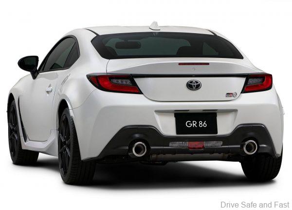 2022 Toyota GR 86 GR86 rear exterior white