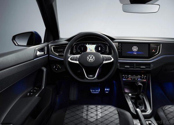 Volkswagen Polo R Facelift interior