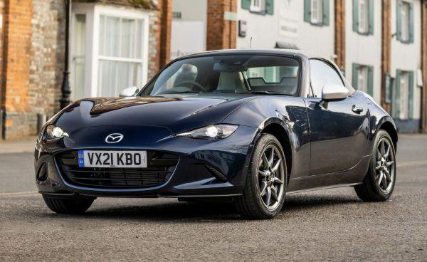 2021 Mazda MX-5 Sport Venture Hood Up