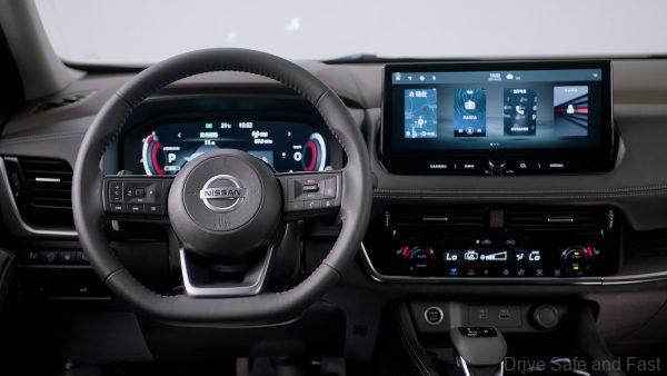 2021 Nissan X-Trail dashboard