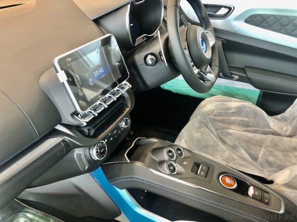 Alpine A110_infotainment screen