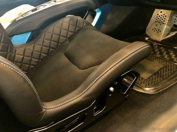 Alpine A110_drivers bucket seat