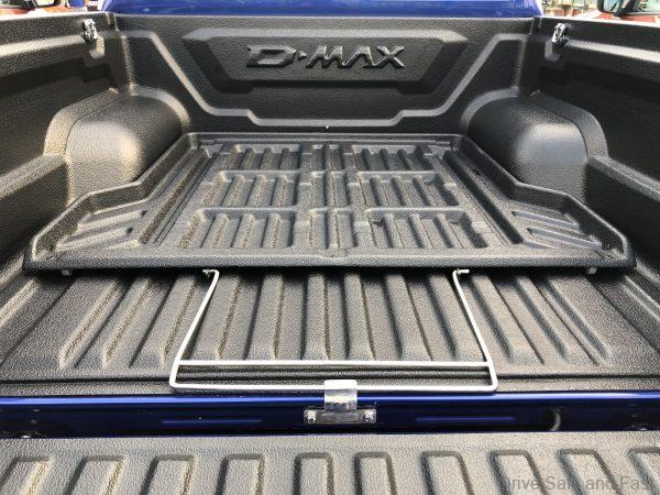 Isuzu D-MAX X-Terrain 3.0L Diesel 4x4_rear bed liner