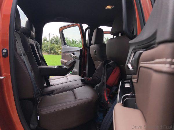 Isuzu D-MAX X-Terrain 3.0L Diesel 4x4_rear seats