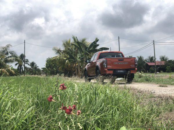 Isuzu D-MAX X-Terrain 3.0L Diesel 4x4_farmers choice