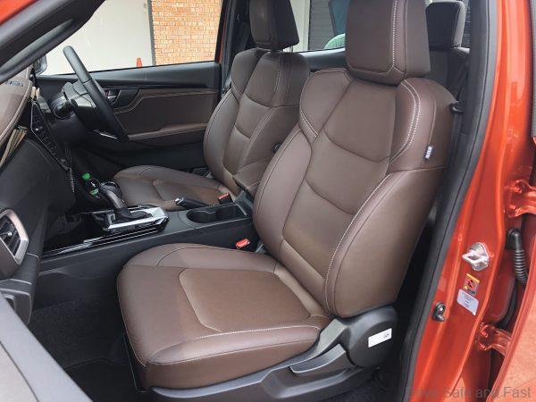Isuzu D-MAX X-Terrain 3.0L Diesel 4x4_semi bucket seats