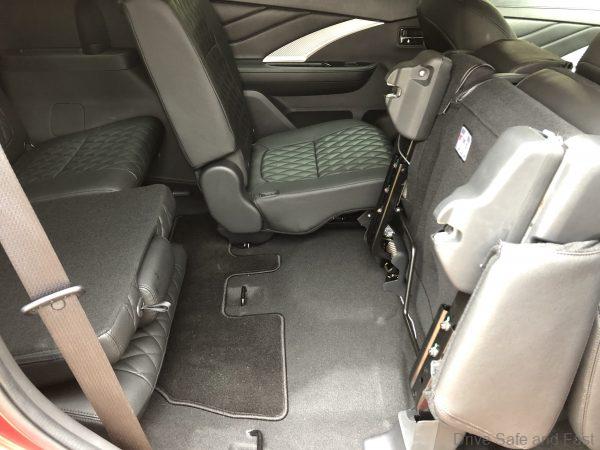 Mitsubishi XPANDER tumbled seats