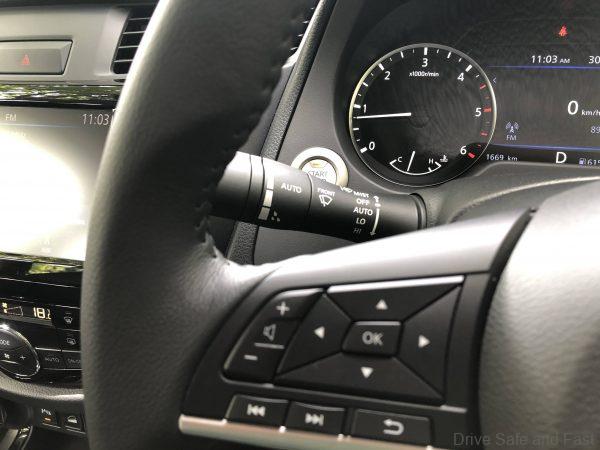 Nissan Navara PRO-4X_button ignition