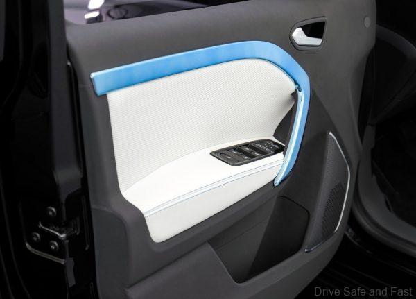 Mercedes-Benz EQT concept door card