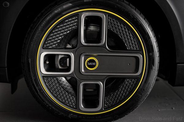 MINI Electric rims