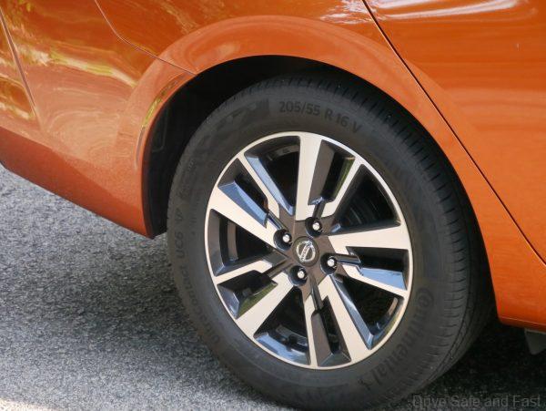 Nissan Almera Turbo VLT wheels