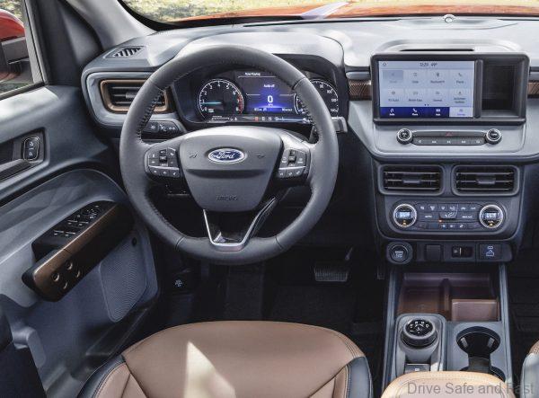 Ford Maverick Pickup Truck_cockpit
