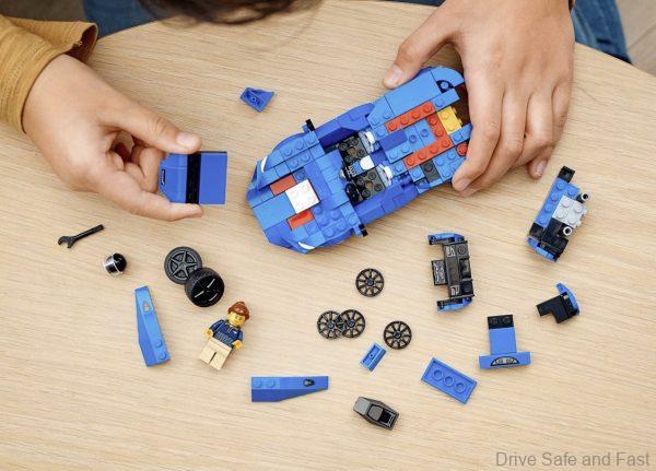 Lego Speed Champions McLaren Elva product photos assembly