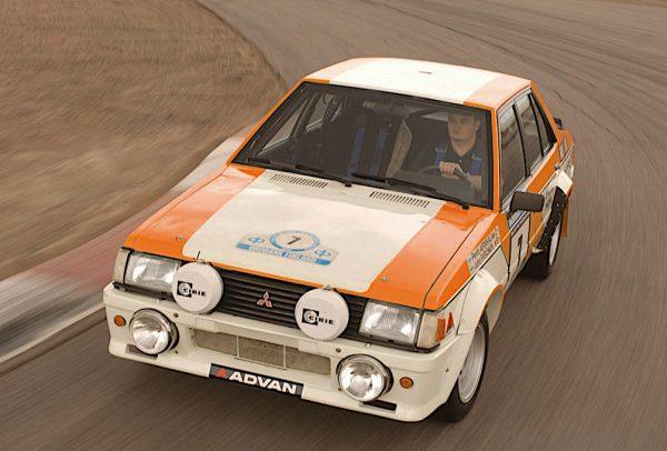 Mitsubishi EVO 11_Lancer 2000 Turbo