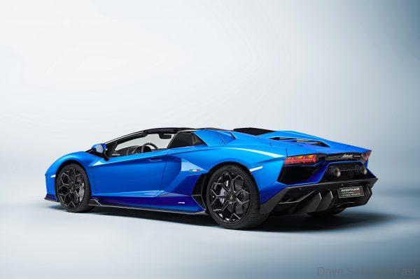 Lamborghini Aventador Ultimae Roadster rear