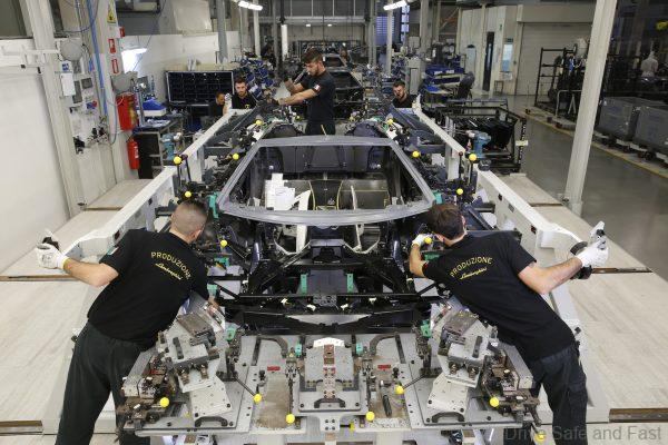 10 years of the Lamborghini Aventador carbon fibre