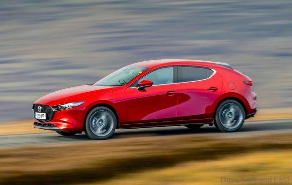 Mazda 3_recall_steering wheel_2021