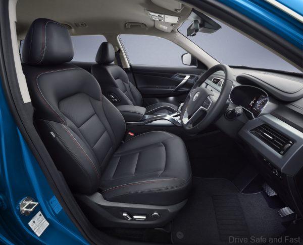 Proton X70 SE Black Nappa Leather upholstery